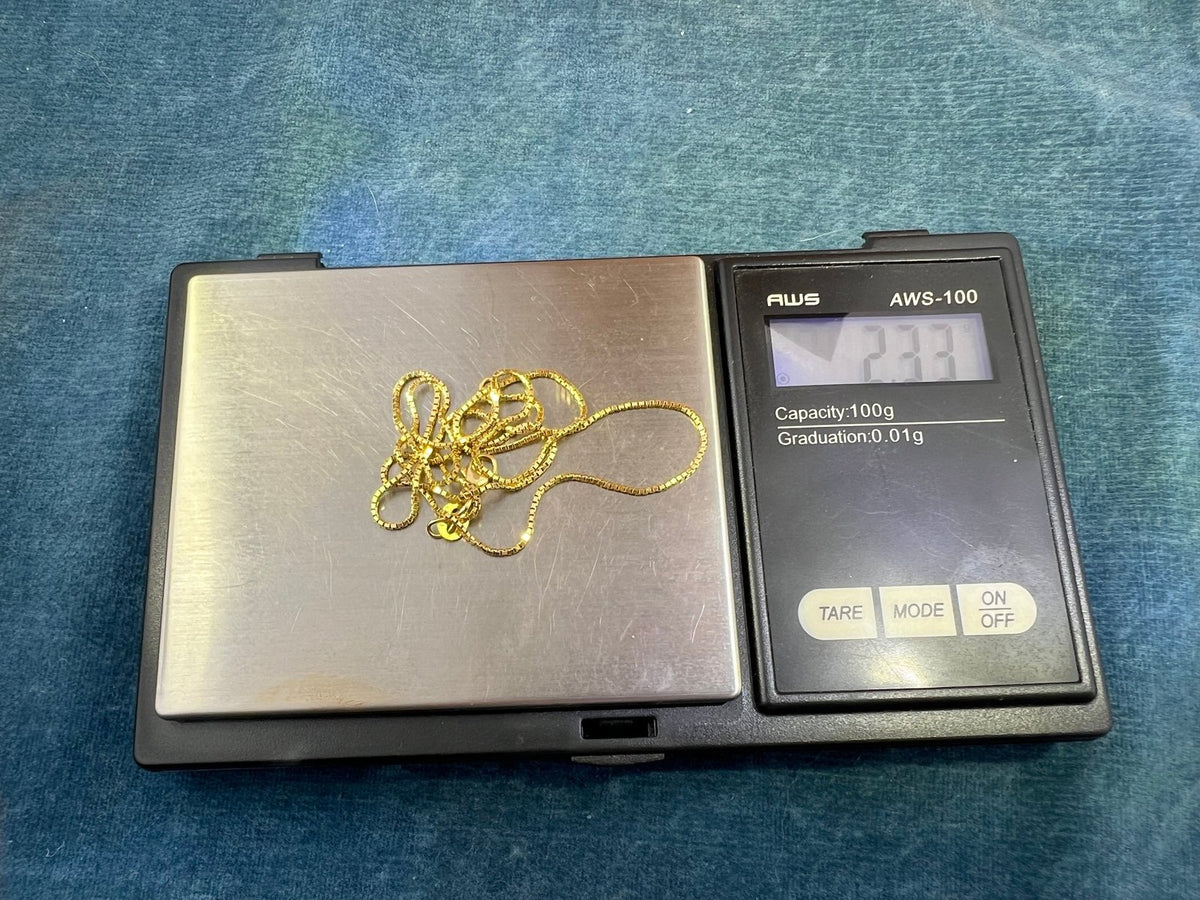 14k Yellow Gold Box Chain. Italy. Lobster Clasp. 17" + 2.3g + - G