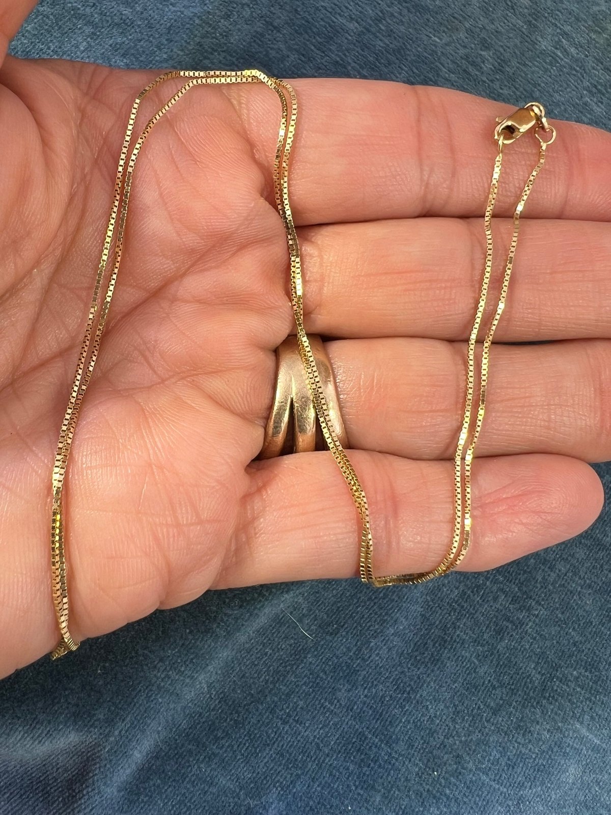 14k Yellow Gold Box Chain. Italy. Lobster Clasp. 19" + 1.7g - M
