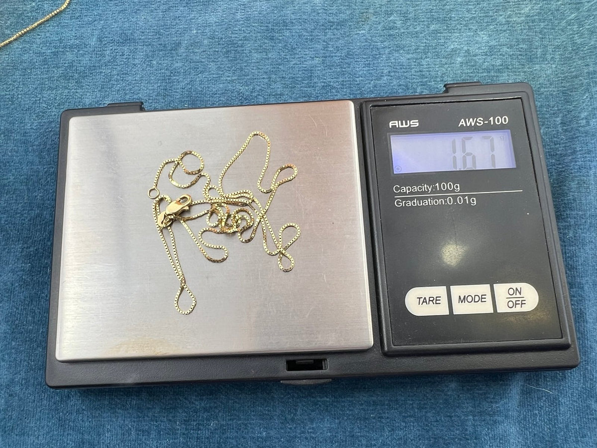 14k Yellow Gold Box Chain. Italy. Lobster Clasp. 19" + 1.7g - M