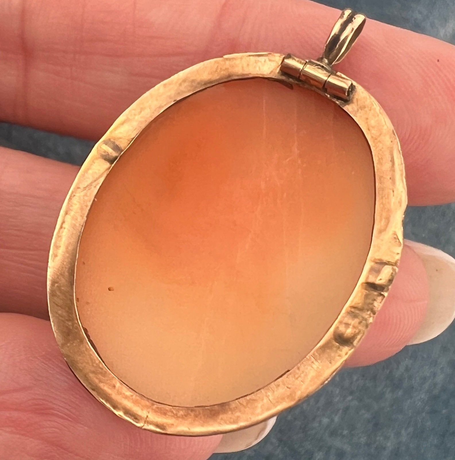 14k Yellow Gold Cameo Pendant hotsell