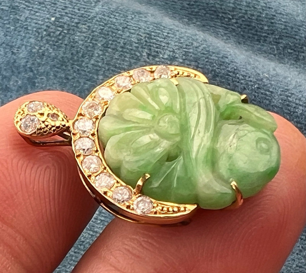 14k Yellow Gold Carved Jade Flower Pendant w Diamond Halo