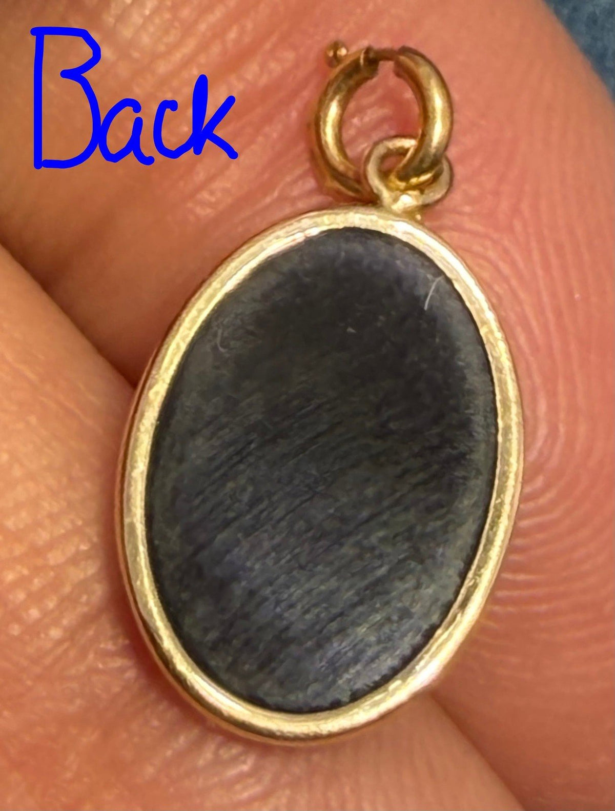 14k Yellow Gold Carved Onyx Cameo Black Cat Pendant. Mourning