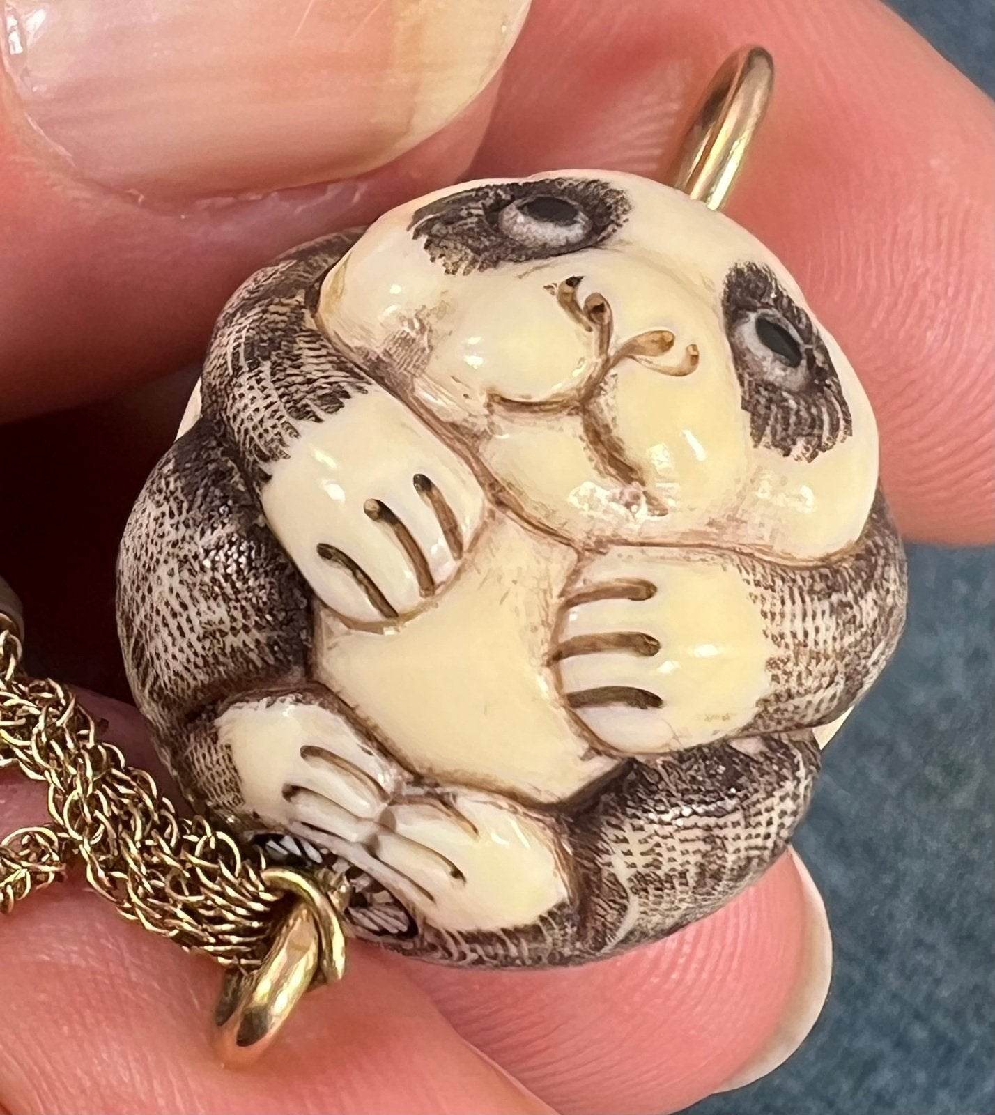 14k Yellow Gold Carved Panda Bear Netsuke Pendant. Japan Antique