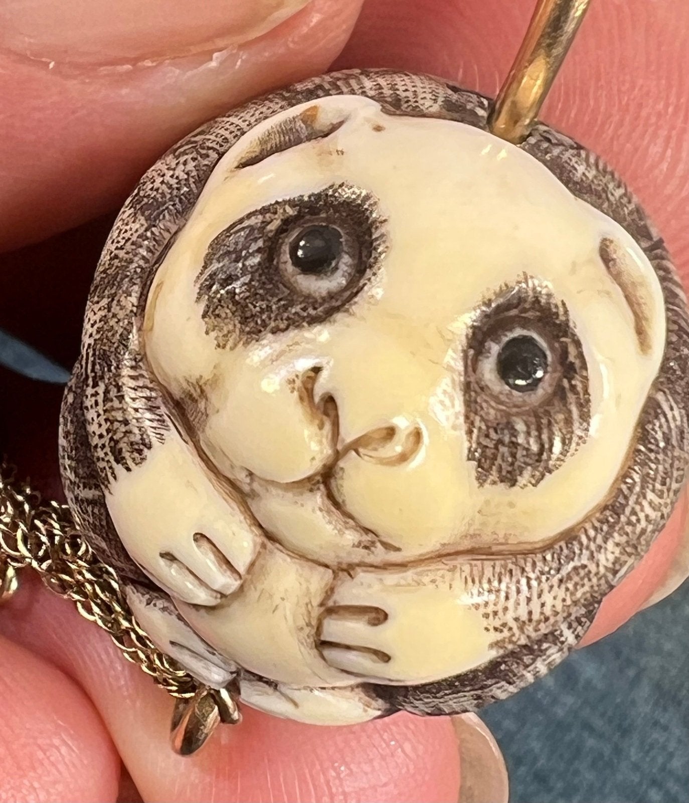 14k Yellow Gold Carved Panda Bear Netsuke Pendant. Japan Antique