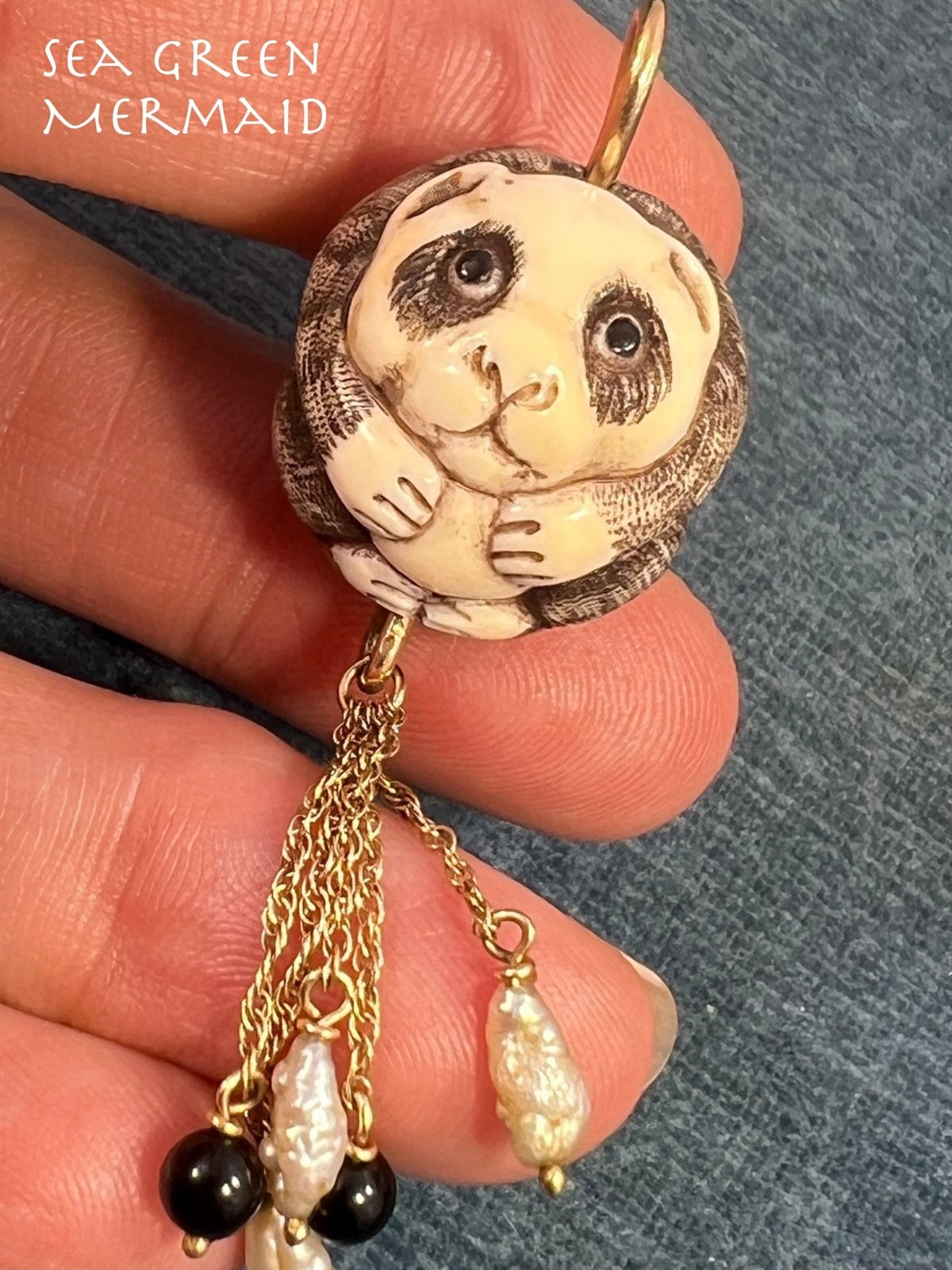 14k Yellow Gold Carved Panda Bear Netsuke Pendant. Japan Antique