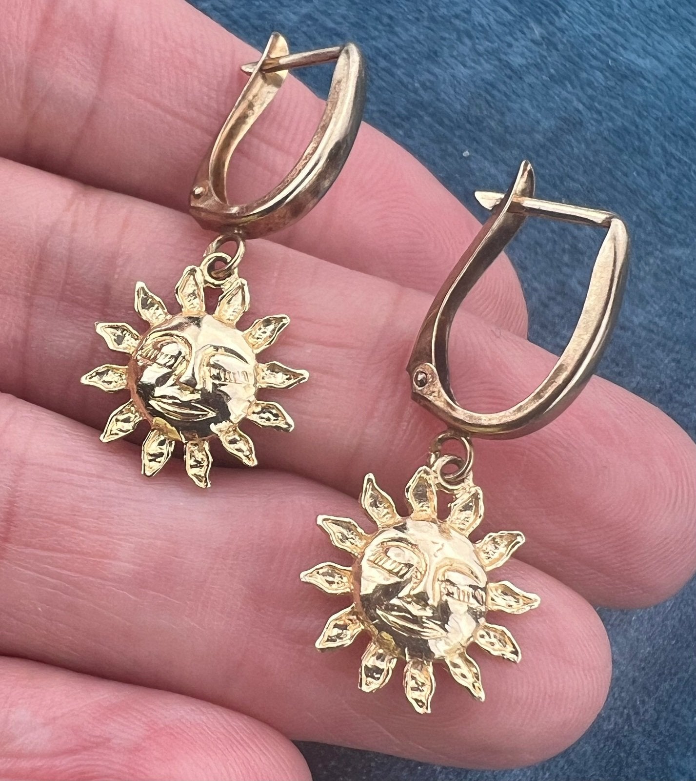 14k Yellow Gold Carved Sleepy Sun Face Dangle Hoop Earrings
