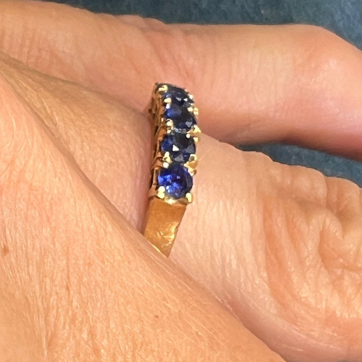 14k Yellow Gold Ceylon Blue Sapphires Ring Band