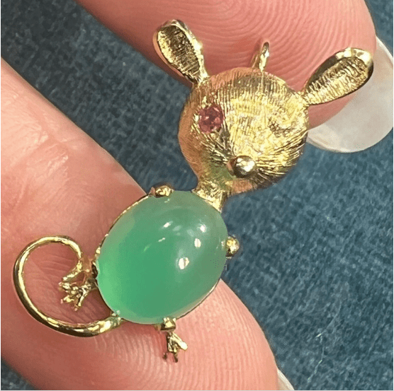 14k Yellow Gold Chrysoprase + Ruby Eye Winky Mouse Pendant. Jelly Belly!