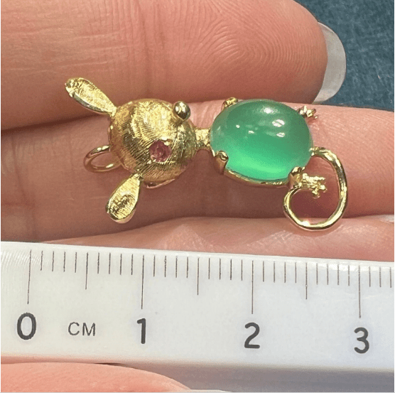 14k Yellow Gold Chrysoprase + Ruby Eye Winky Mouse Pendant. Jelly Belly!