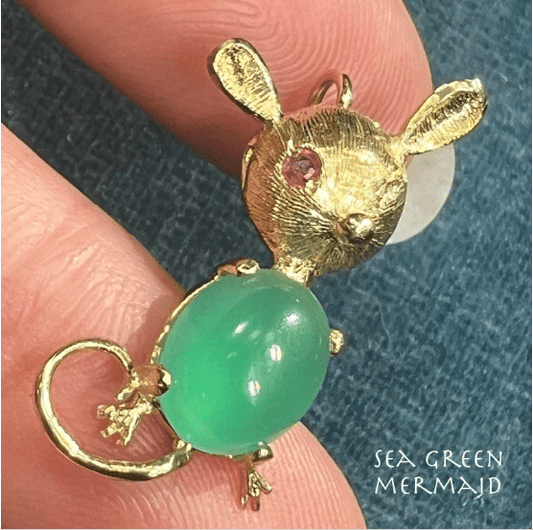 14k Yellow Gold Chrysoprase + Ruby Eye Winky Mouse Pendant. Jelly Belly!