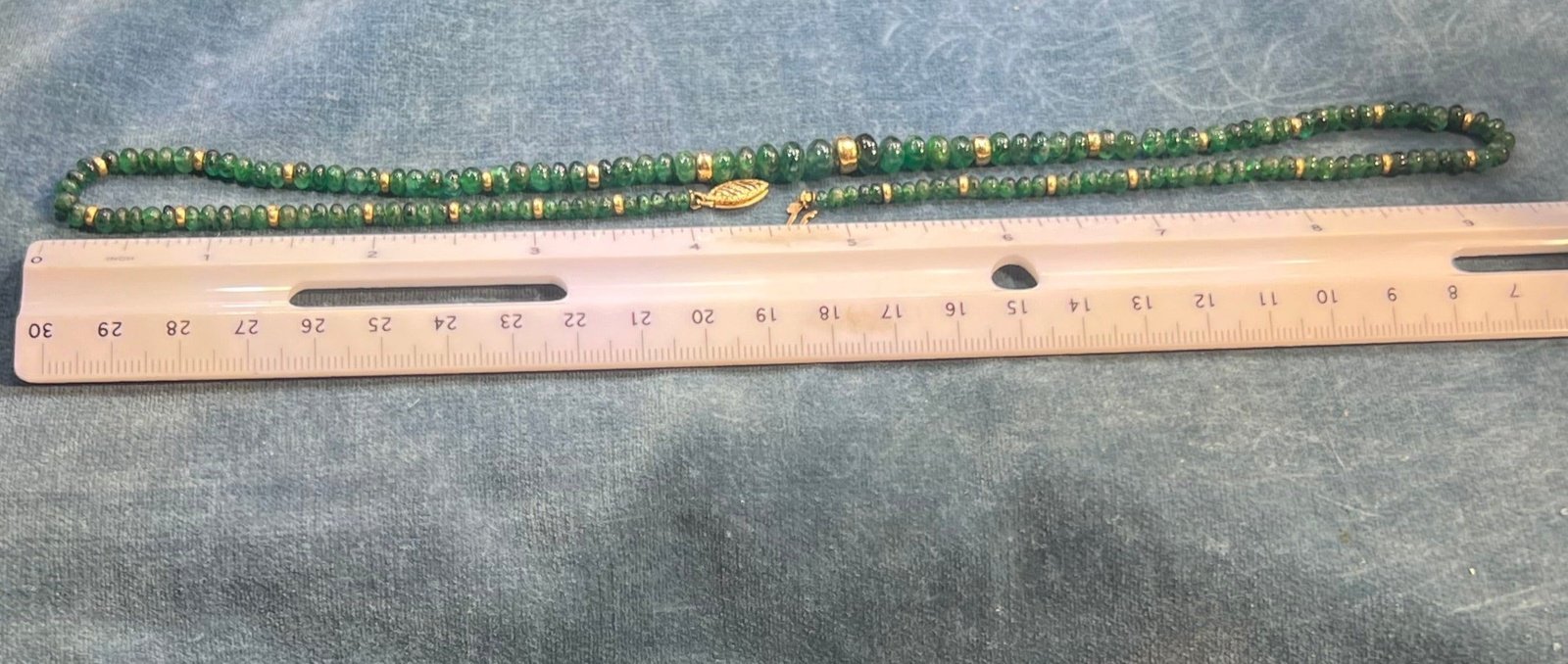 14k Yellow Gold Columbian EMERALD Cabochon Bead Necklace. 18"