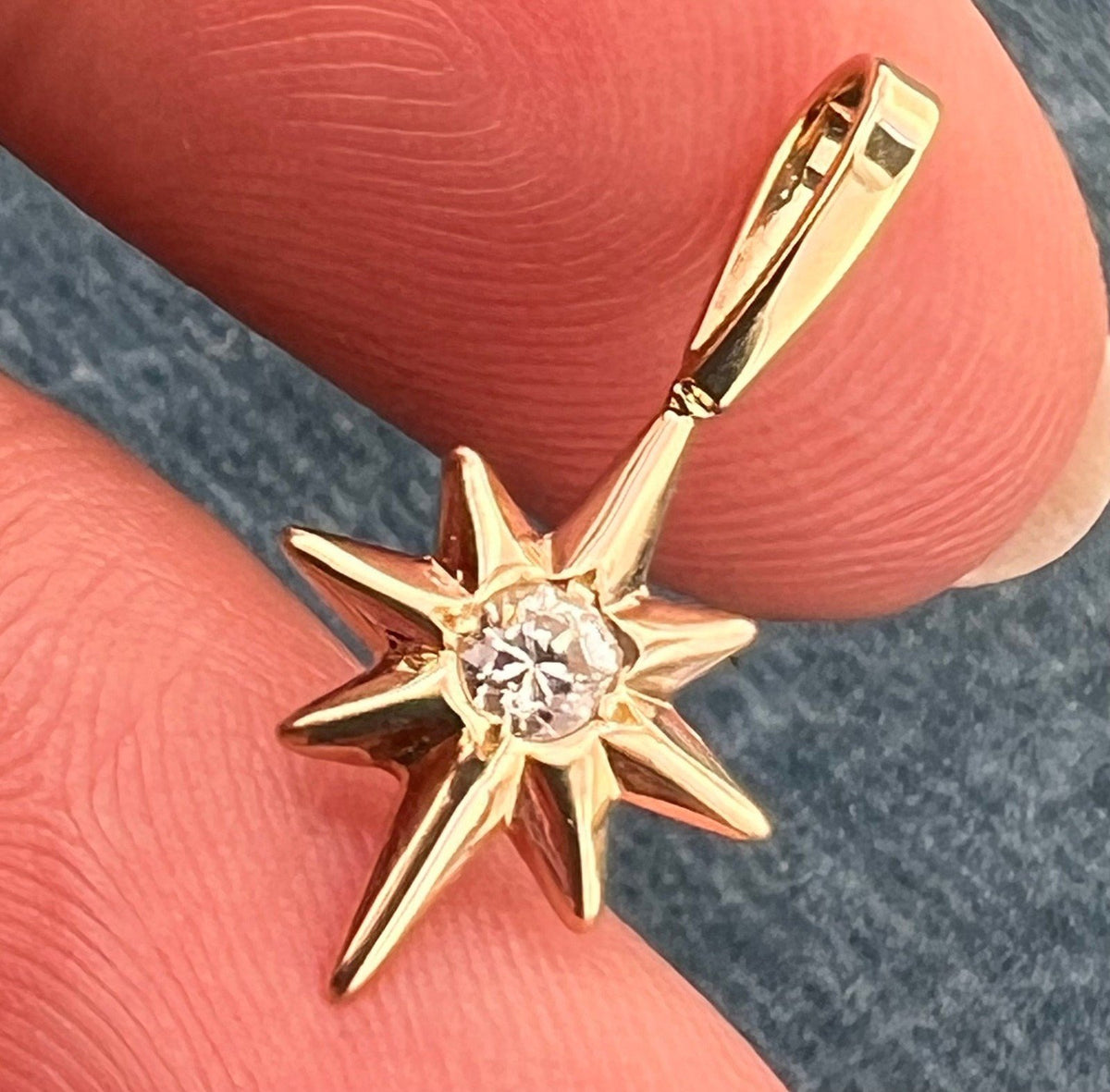 14k Yellow Gold Diamond North Star Starburst Pendant. Tiny!