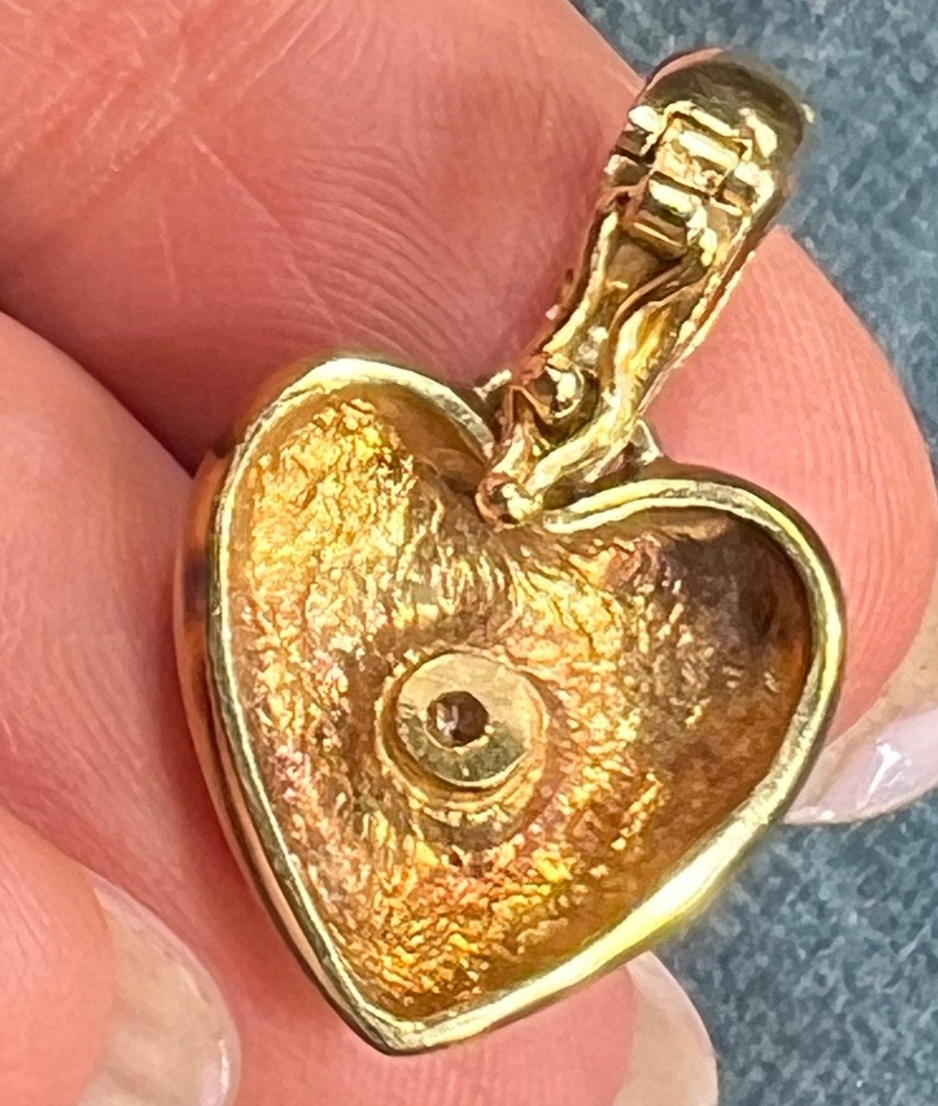 14k Yellow Gold Domed HEART Pendant w Bezel Diamond