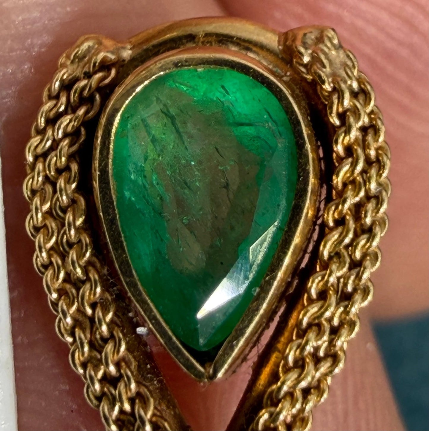 14k Yellow Gold Drop Earrings w Teardrop Emeralds. Leverbacks *Video*