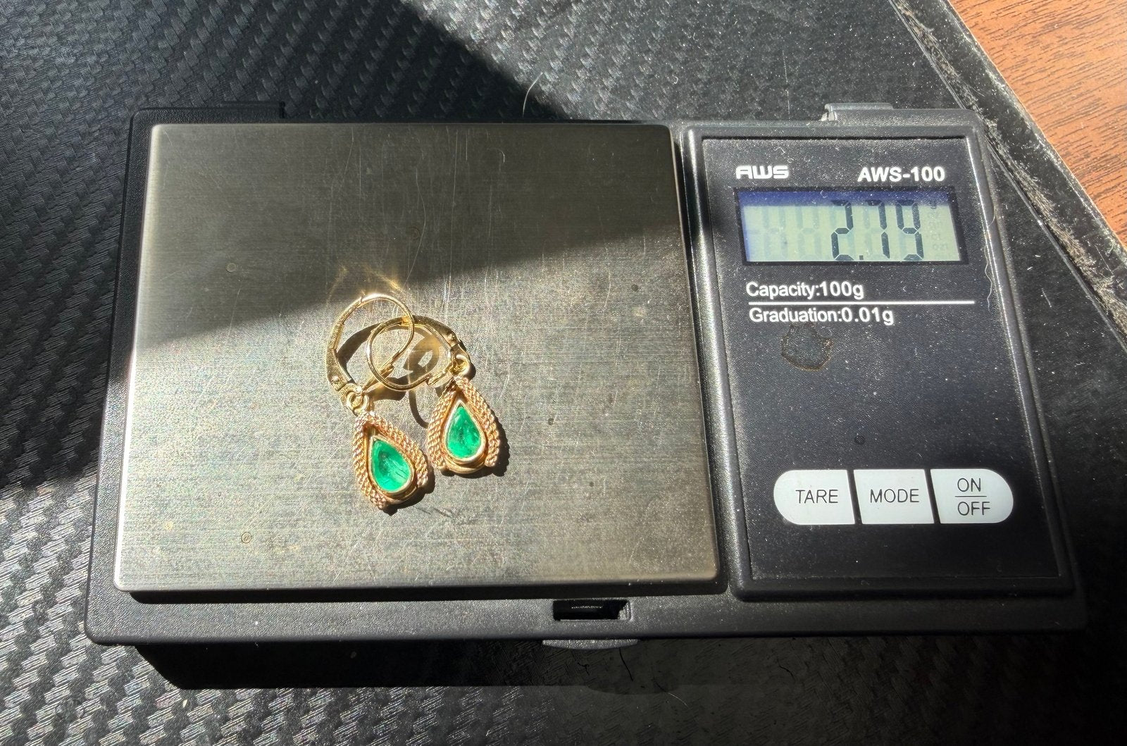 14k Yellow Gold Drop Earrings w Teardrop Emeralds. Leverbacks *Video*