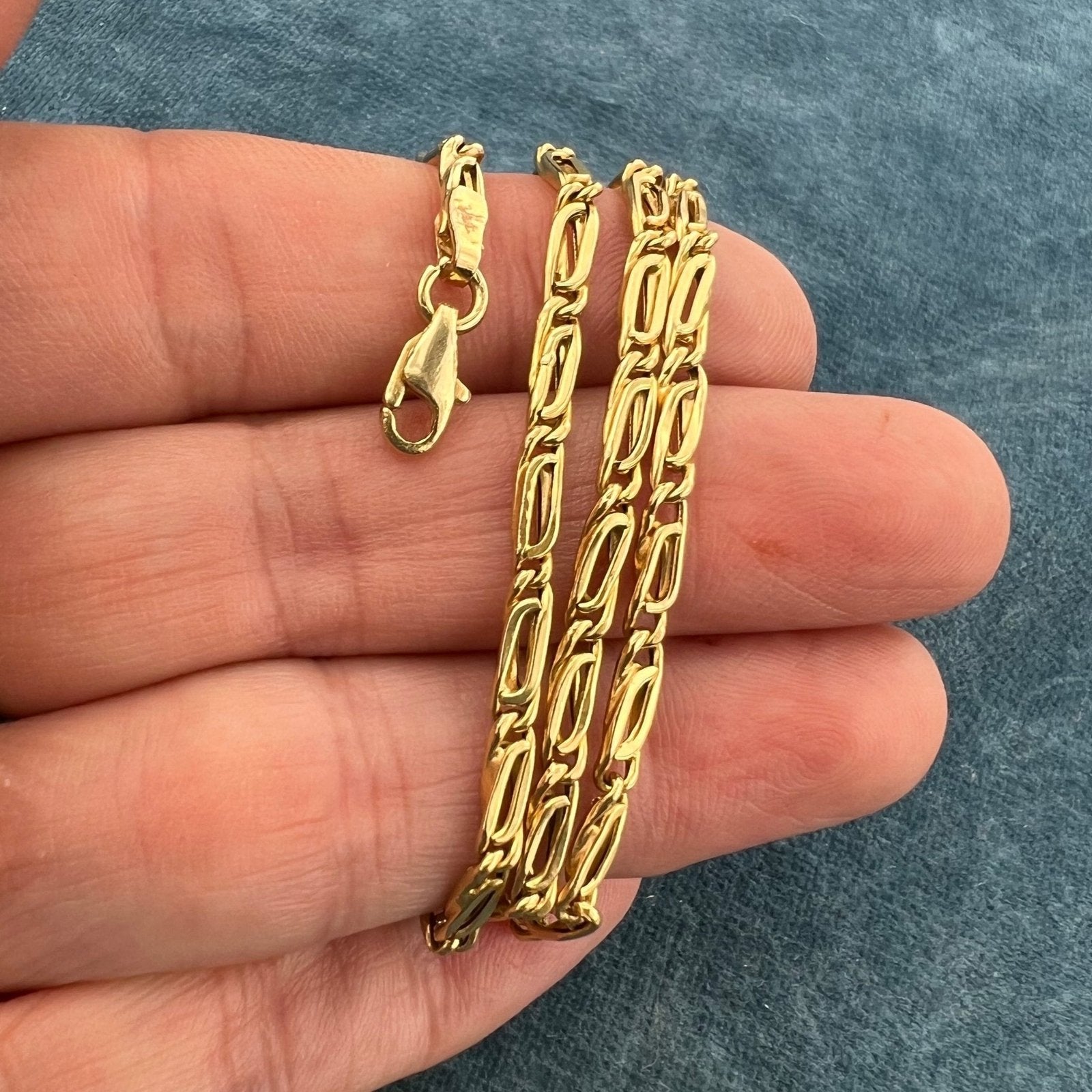 14k Yellow Gold Fancy Woven Link Chain Necklace. 7g + 17"