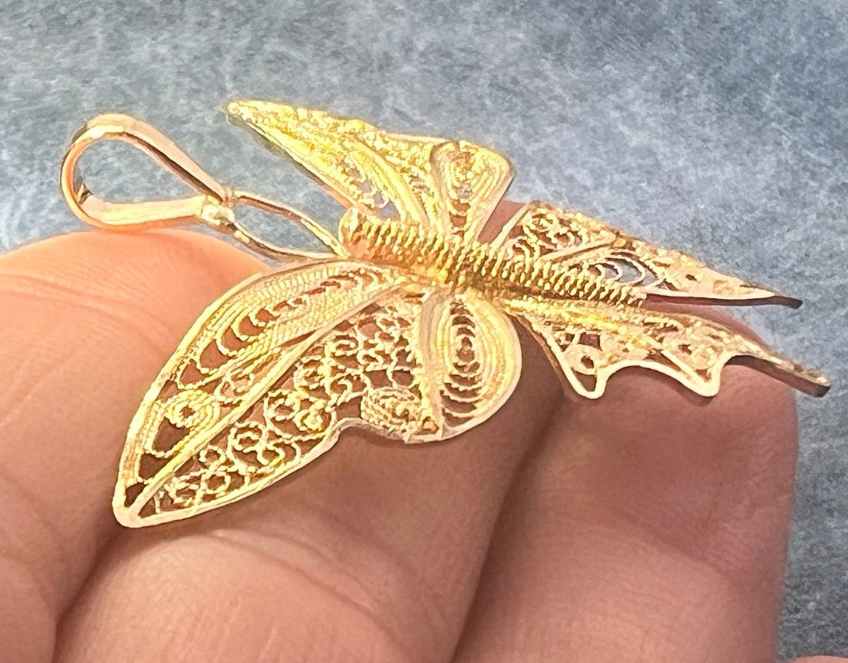 14k Yellow Gold Filigree Cantinelle Butterfly Pendant. 2" + 5g