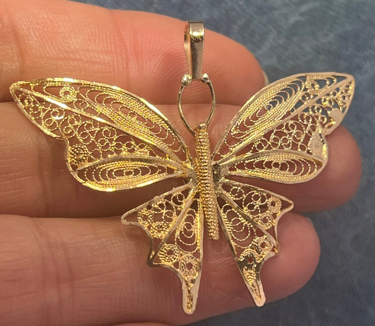 14k Yellow Gold Filigree Cantinelle Butterfly Pendant. 2" + 5g