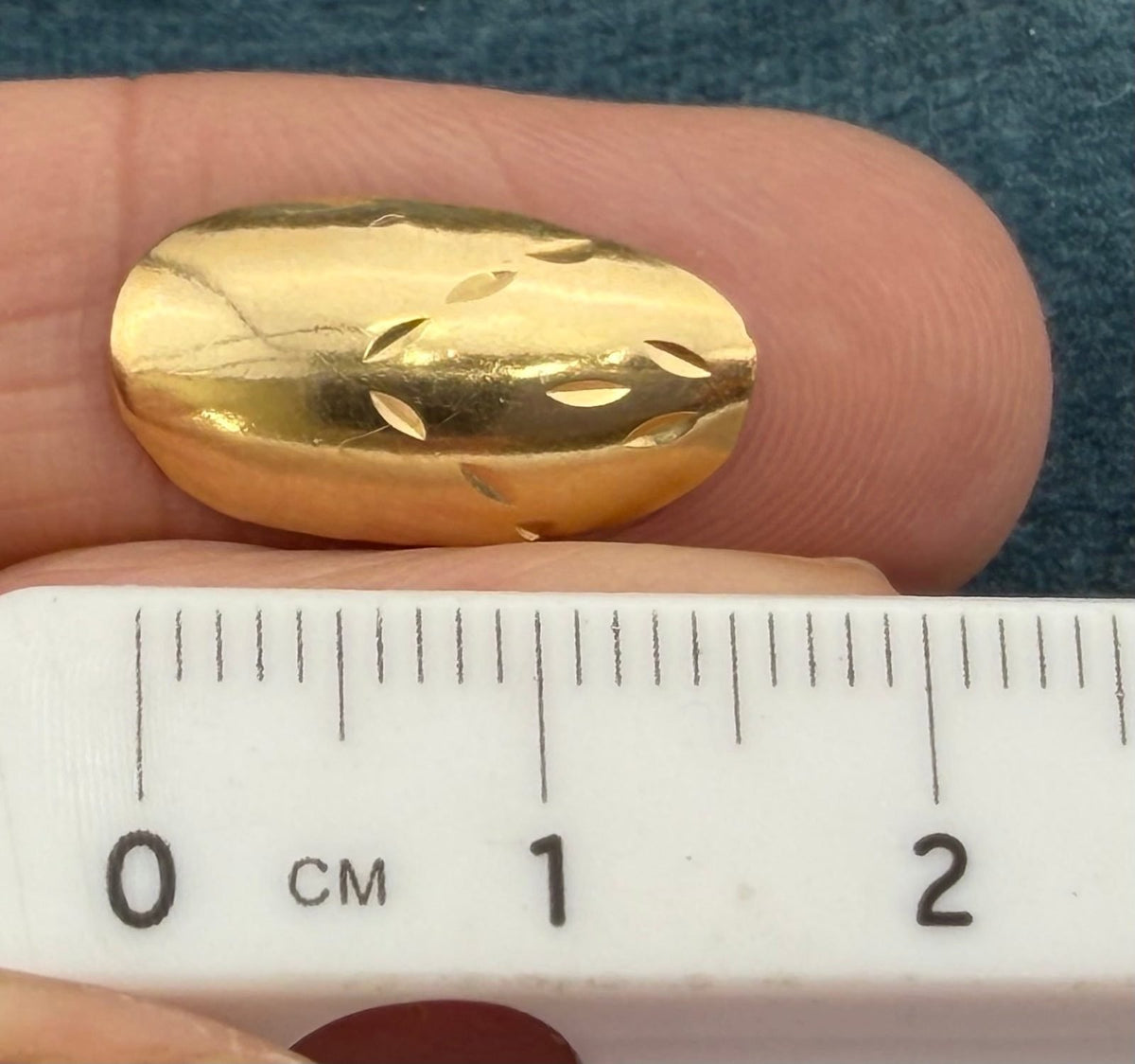 14k Yellow Gold Fingernail Nail. Diamond Cut. 70s Disco Cool