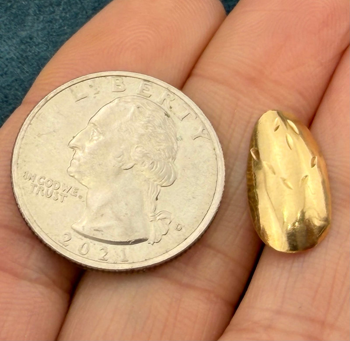 14k Yellow Gold Fingernail Nail. Diamond Cut. 70s Disco Cool