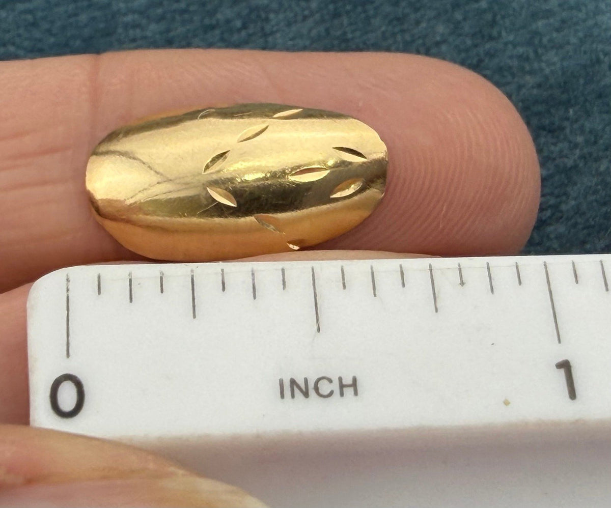 14k Yellow Gold Fingernail Nail. Diamond Cut. 70s Disco Cool