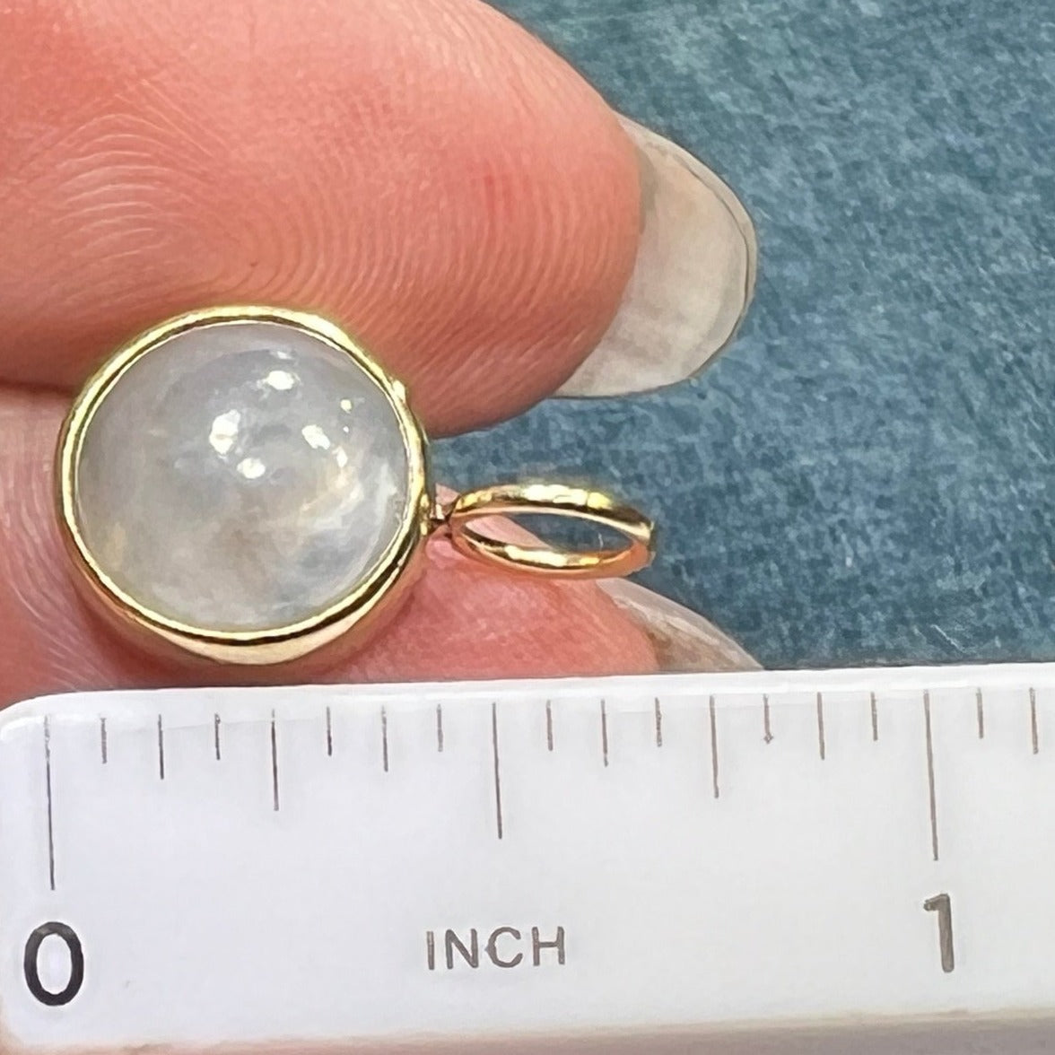 14k Yellow Gold Gray Star Sapphire Pendant. Bezel-Set *Video*