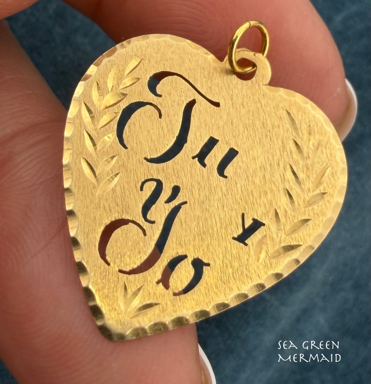 14k Yellow Gold Heart Pendant. Tu y Yo. You and Me in Spanish. 1"