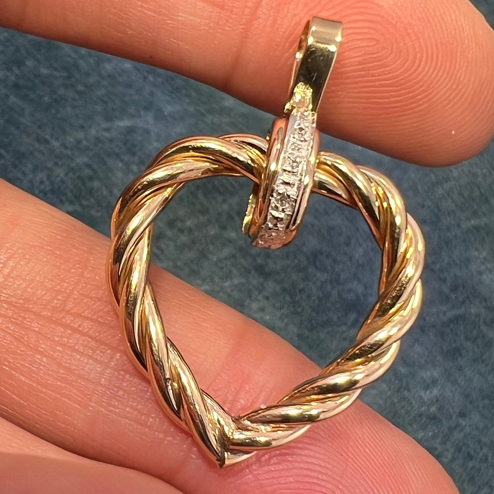 14k Yellow Gold Heart Pendant w Tiny Diamonds. 1.25"