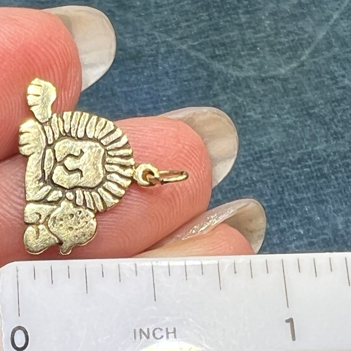 14k Yellow Gold LION + LAMB Pendant. Peaceful Co-Existence *Tiny!*