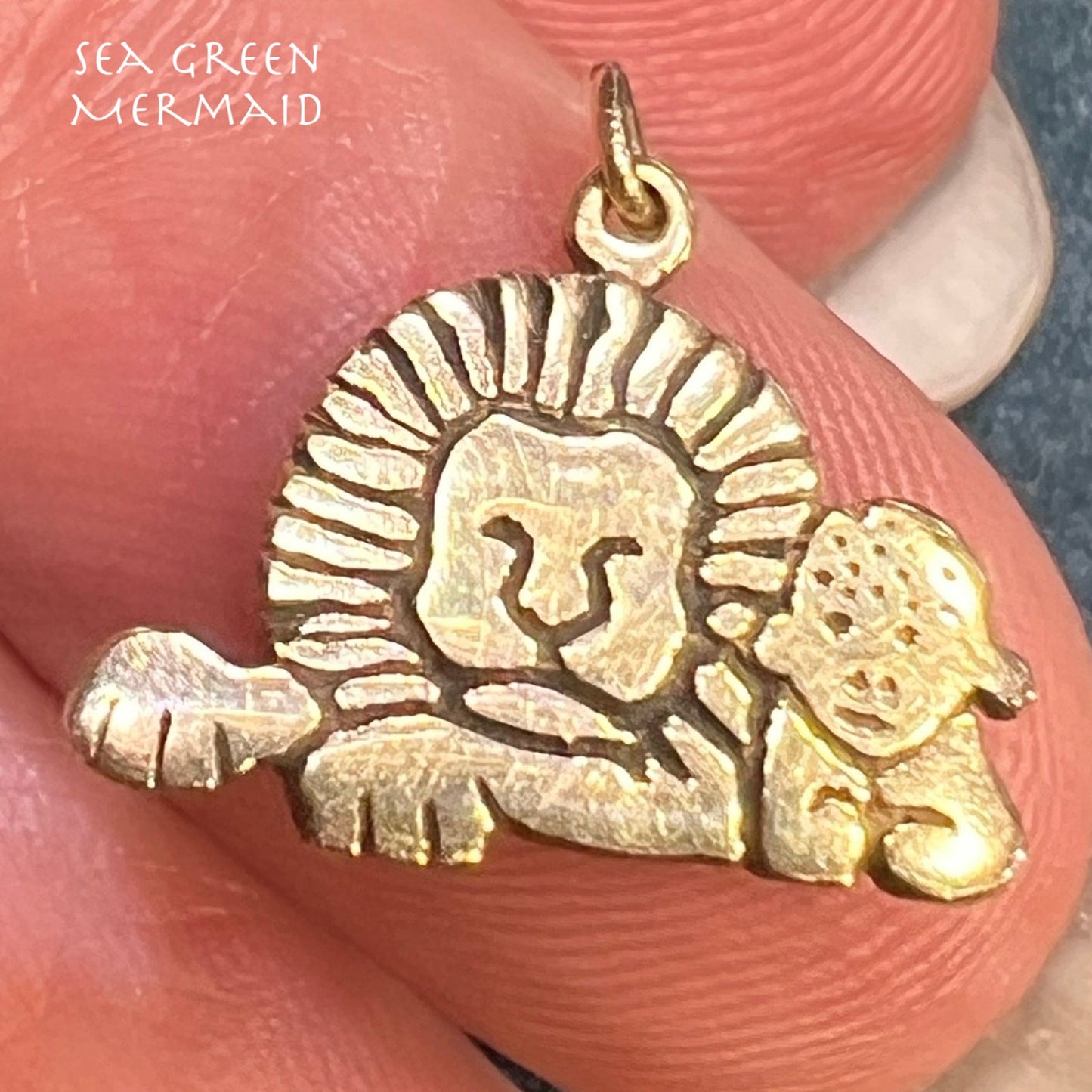 14k Yellow Gold LION + LAMB Pendant. Peaceful Co-Existence *Tiny!*