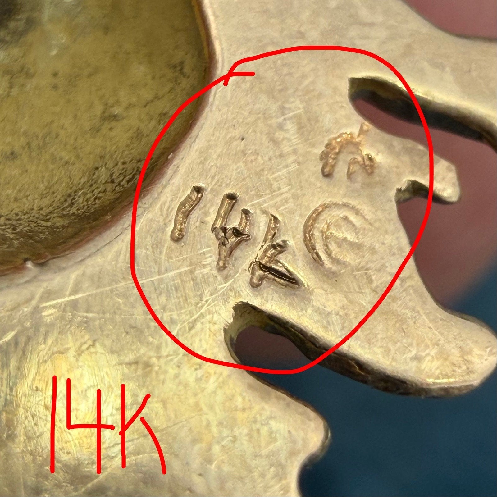 14k Yellow Gold LION Pendant w Wild Mane. 3/4" + 4.3g