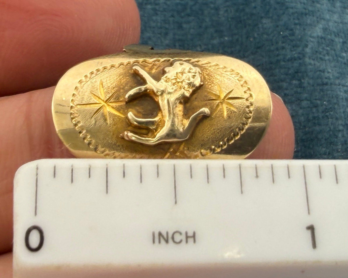14k Yellow Gold Leo Lion Wide Cigar Band Ring. Astrology 0.9"