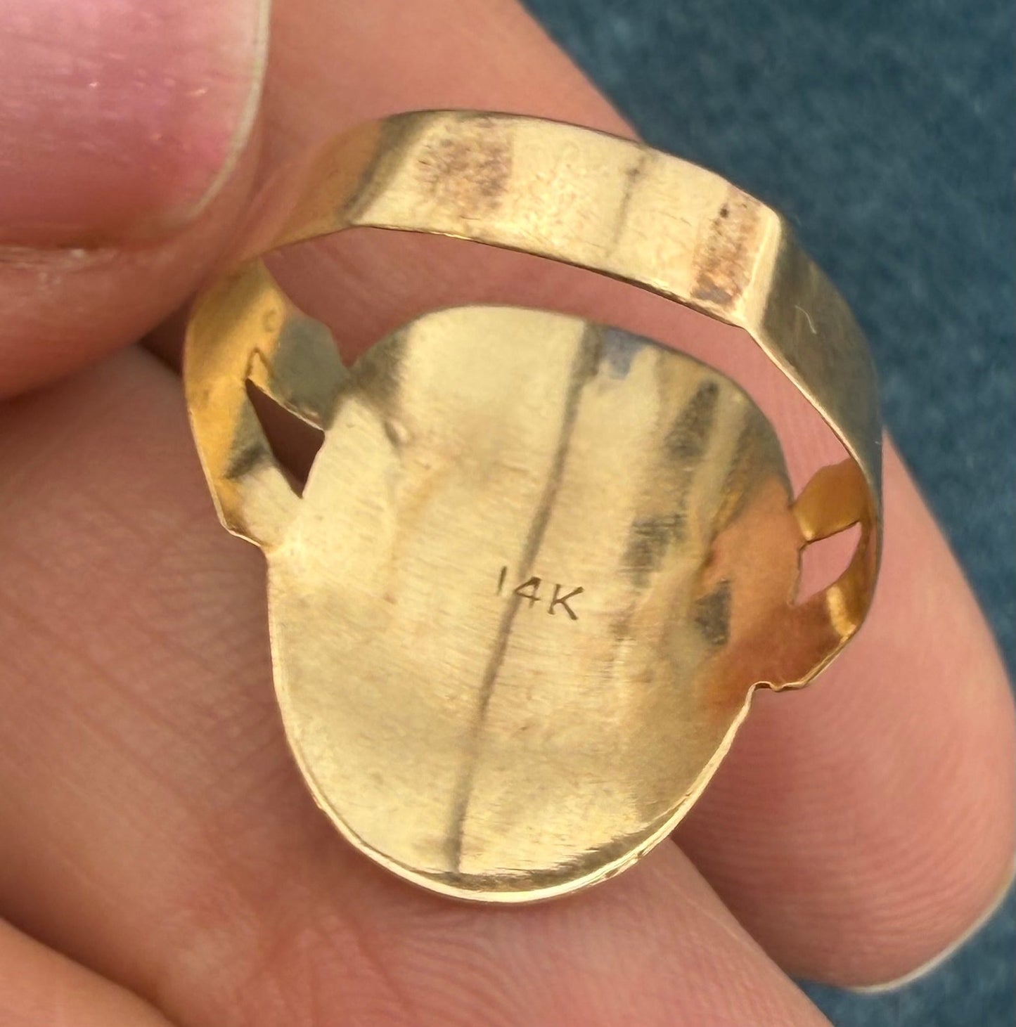 14k Yellow Gold Leo Lion Wide Cigar Band Ring. Astrology 0.9"