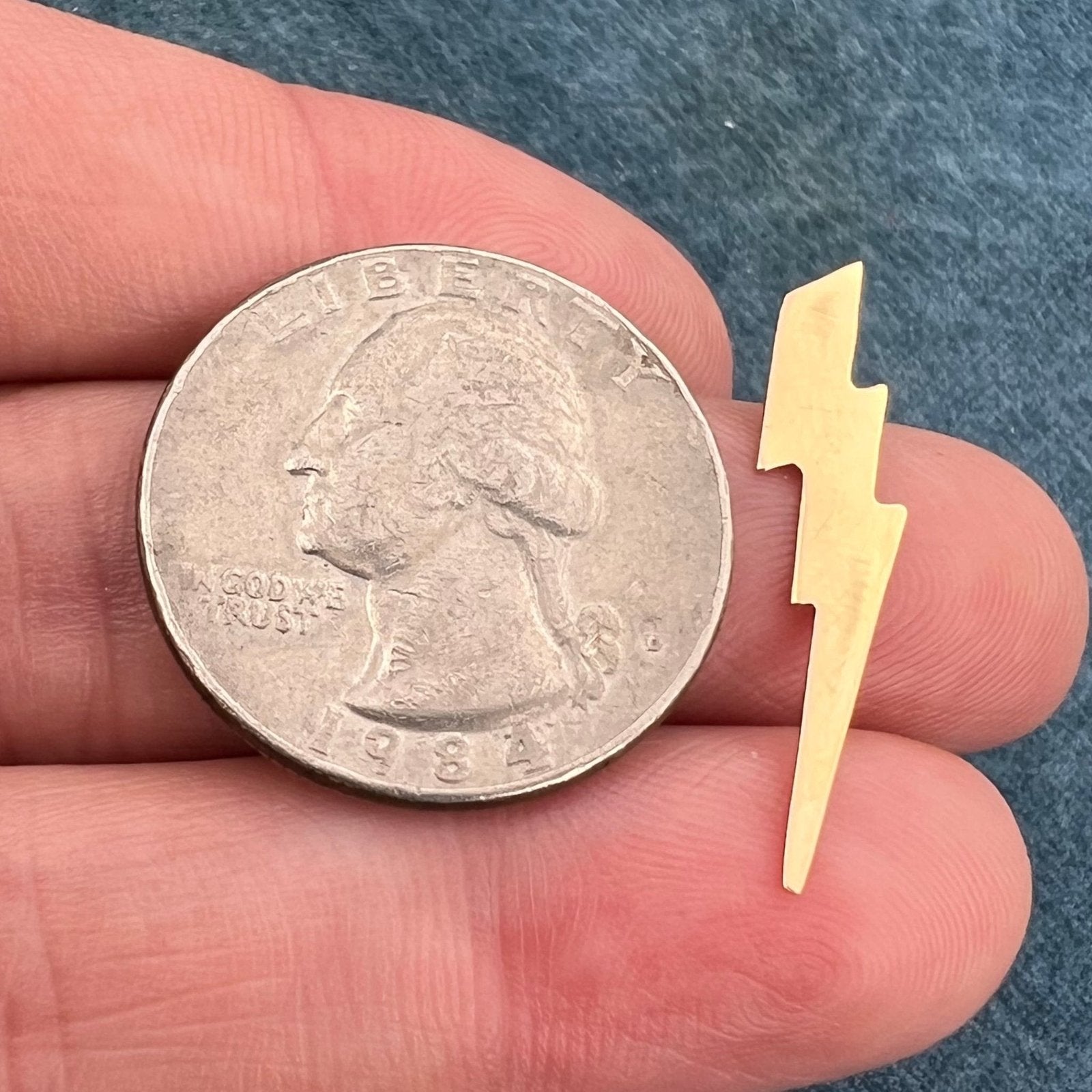 14k Yellow Gold Lightning Bolt Pendant. Artisan 1.2"