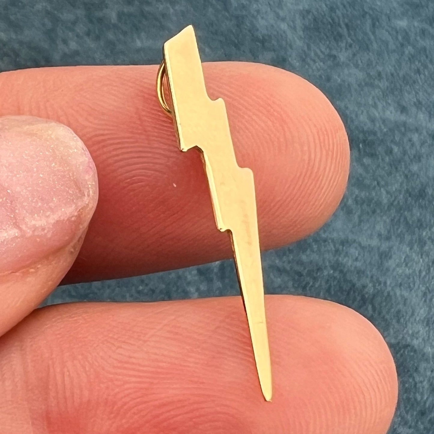 14k Yellow Gold Lightning Bolt Pendant. Artisan 1.2"