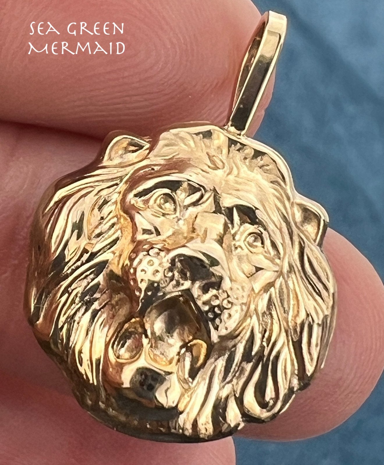 14k Yellow Gold Lion's Head Pendant