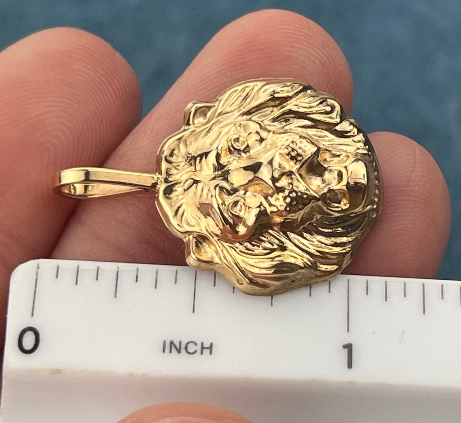 14k Yellow Gold Lion's Head Pendant