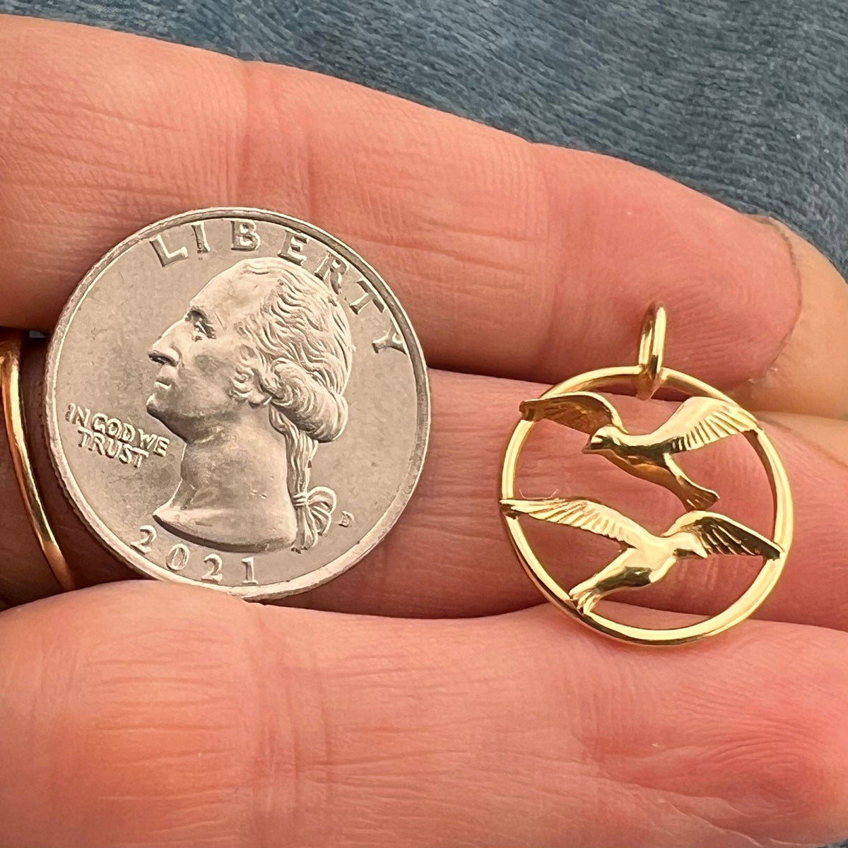 14k Yellow Gold Love Birds in Flight Pendant. Bahama Doves Mates for Life