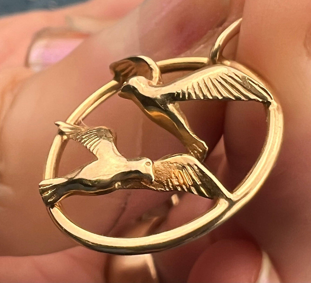 14k Yellow Gold Love Birds in Flight Pendant. Bahama Doves Mates for Life