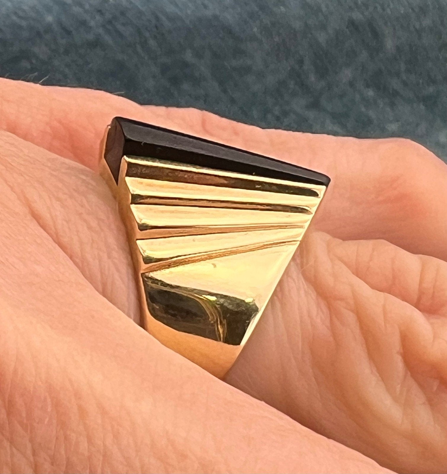 14k Yellow Gold Mid-Century Modern Onyx Ring. 16mm Wide + 7.9g *Video*