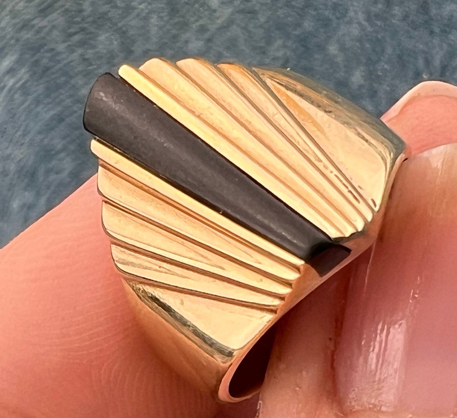 14k Yellow Gold Mid-Century Modern Onyx Ring. 16mm Wide + 7.9g *Video*