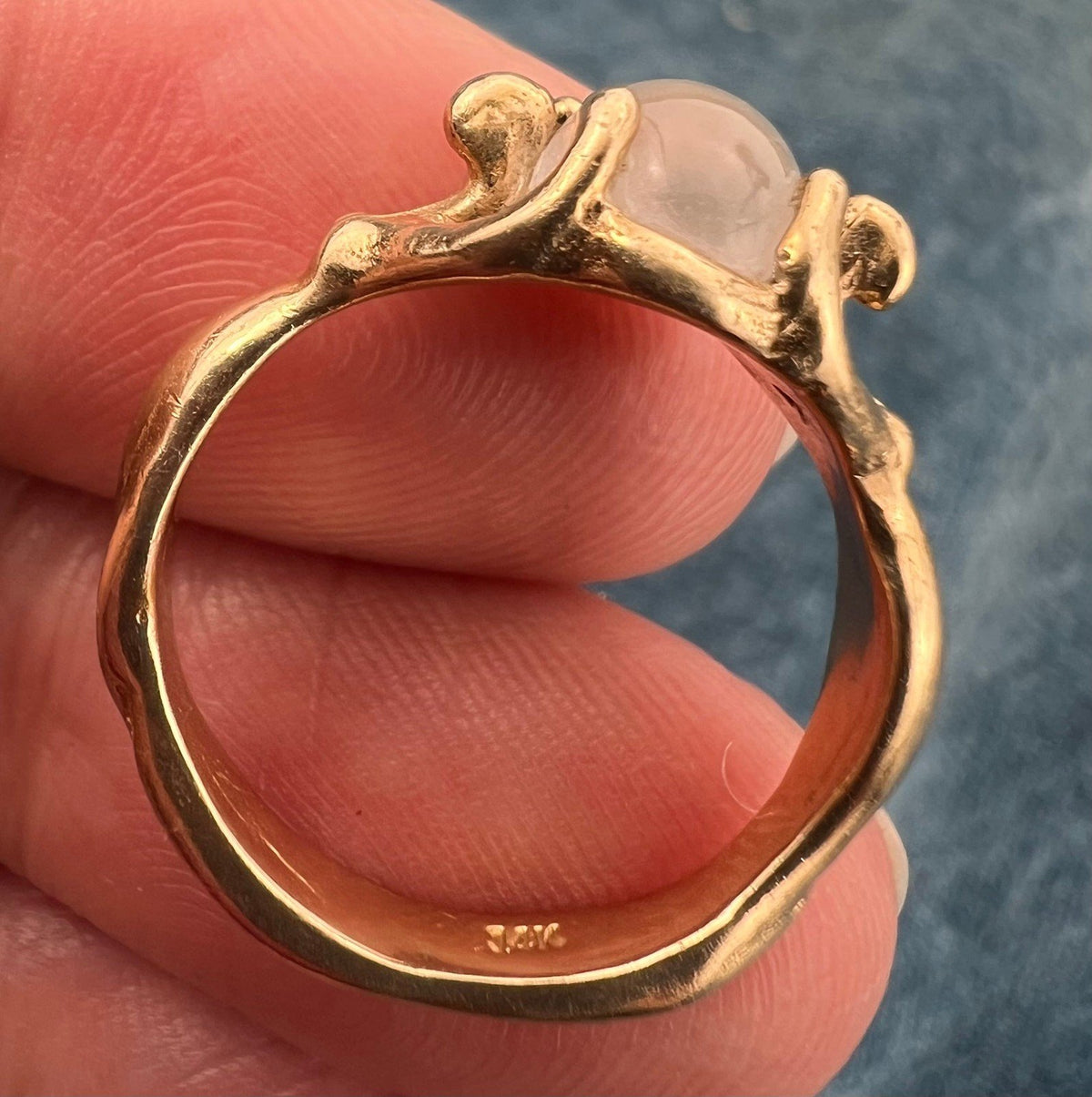 14k Yellow Gold Moonstone Ring w 2 Mermaids Goddesses *Video*