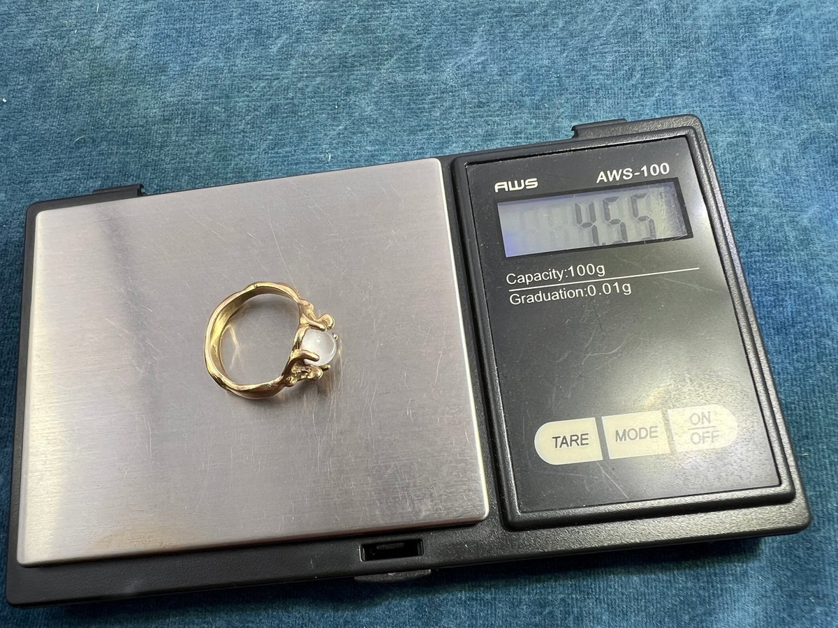 14k Yellow Gold Moonstone Ring w 2 Mermaids Goddesses *Video*
