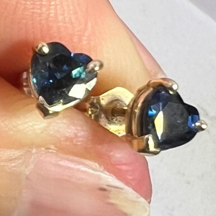 14k Yellow Gold Natural Blue Sapphire Heart Earrings. 1/4"