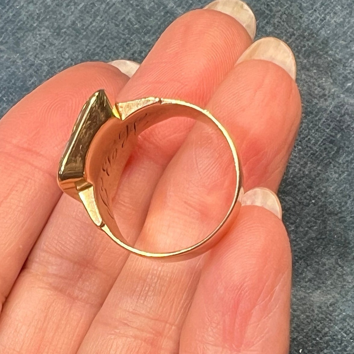 14k Yellow Gold Ring w Inlaid Alaskan Gold Quartz. 0.8" + 9g