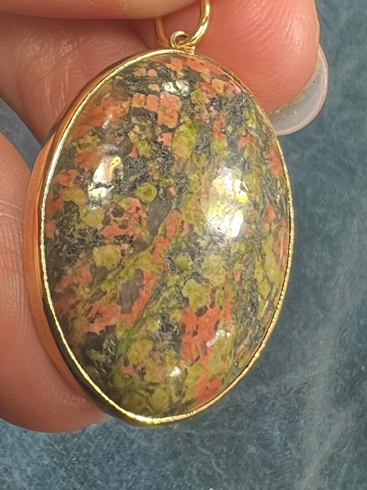 14k Yellow Gold Scottish Jasper Pendant. Bezel Frame. 1.5"