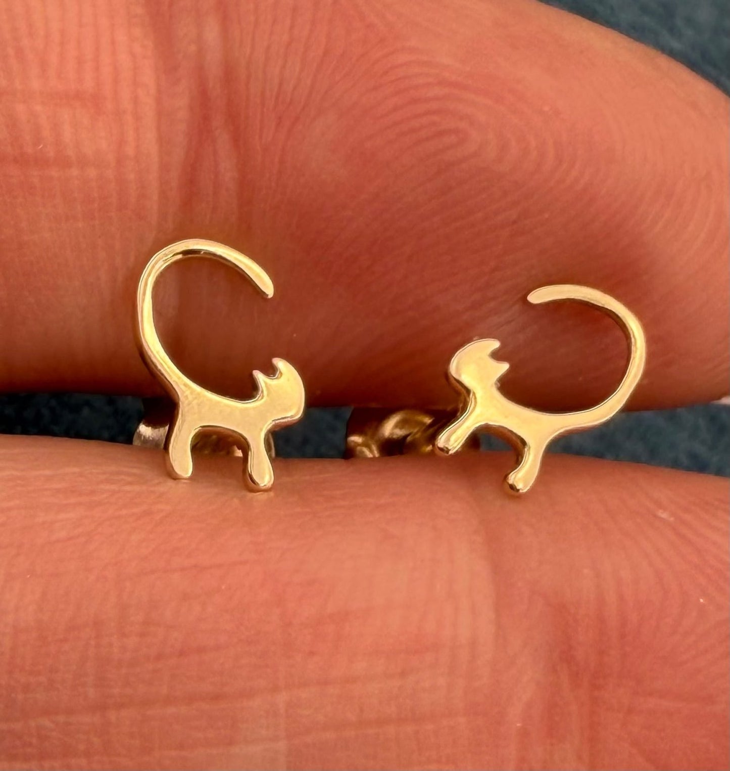 14k Yellow Gold Skinny Kitty Cat Earrings. Tiny!
