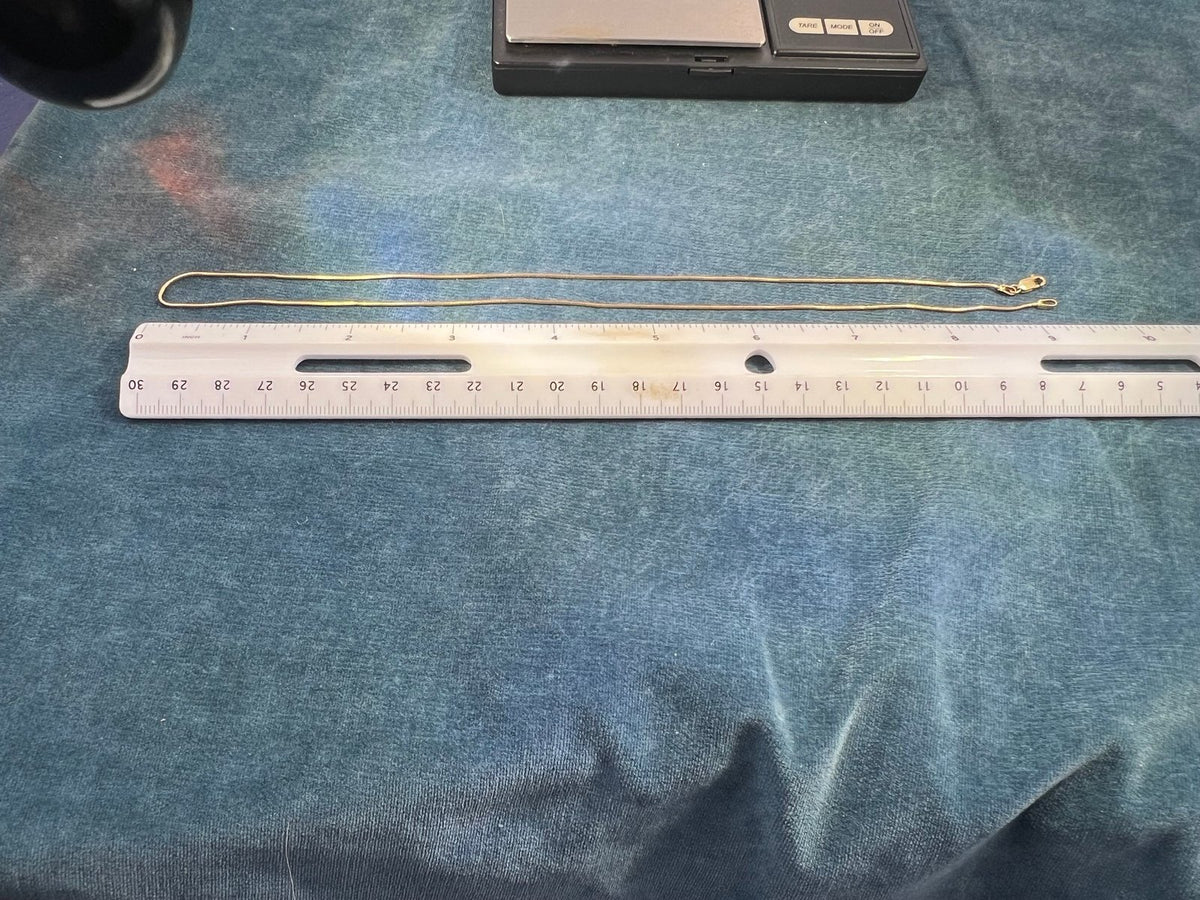 14k Yellow Gold Snake Chain. Lobster Clasp. 18" + 3.7g - A