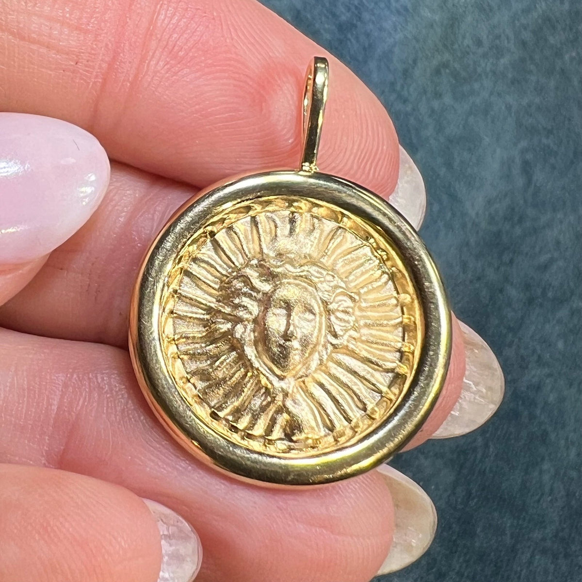14k Yellow Gold Sun Goddess Medusa Disk Pendant. 1.2" Medallion