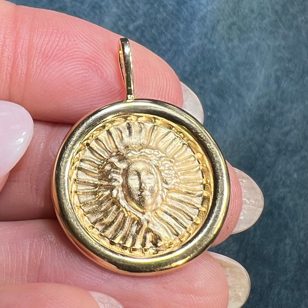 14k Yellow Gold Sun Goddess Medusa Disk Pendant. 1.2" Medallion